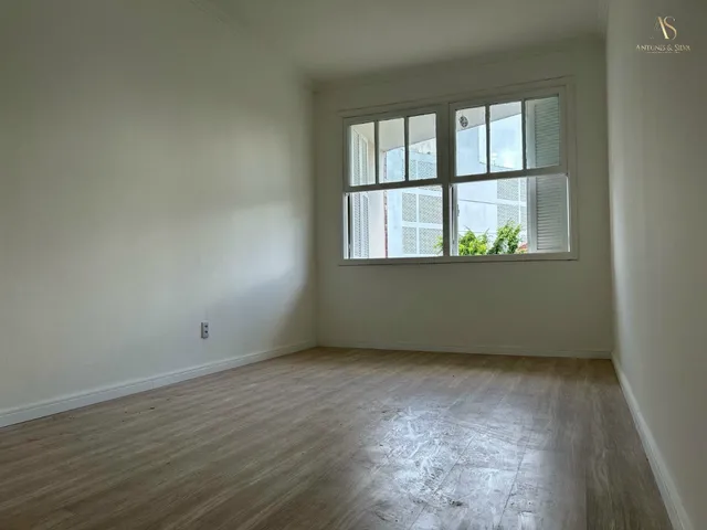 Imagem 7: Apartamento à venda em Porto Alegre, Petrópolis, com 3 quartos, 67.25m²