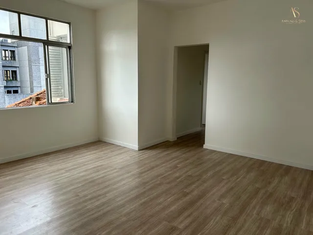 Imagem 11: Apartamento à venda em Porto Alegre, Petrópolis, com 3 quartos, 67.25m²