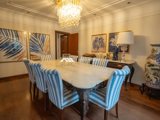 Imagem 7: Casa de Luxo em Condomínio: 4 Quartos, 4 Suítes, 5 Banheiros, 8 Vagas - Campinas-SP