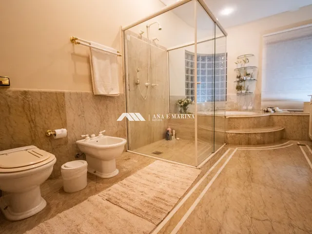 Imagem 16: Casa de Luxo em Condomínio: 4 Quartos, 4 Suítes, 5 Banheiros, 8 Vagas - Campinas-SP