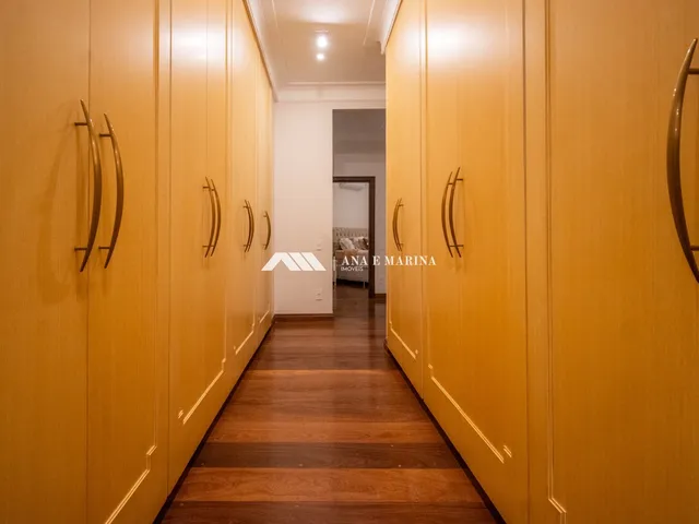 Imagem 8: Casa de Luxo em Condomínio: 4 Quartos, 4 Suítes, 5 Banheiros, 8 Vagas - Campinas-SP