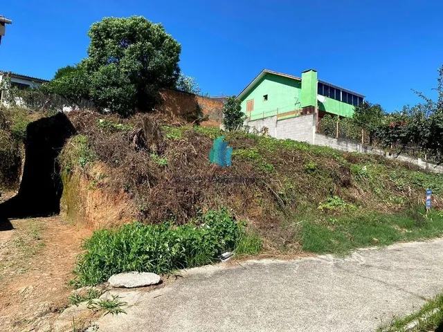Imagem: Terreno À Venda no Bairro Ouro Verde