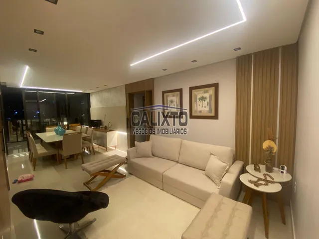 Imagem: O apartamento possui 3 Dormitórios, 3 Suítes, 1 Banheiro,