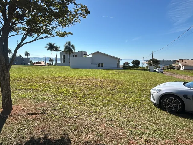 Imagem: Terreno plano com 683,00m2 Condomínio Riviera