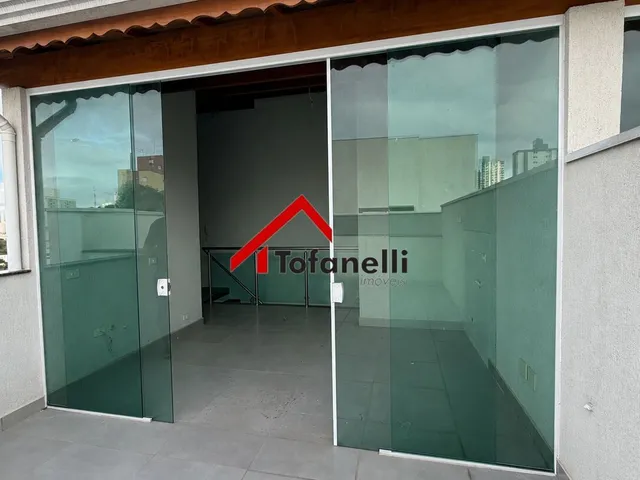 Imagem: A casa possui 2 Dormitórios, 1 Banheiro, 2 Vagas na