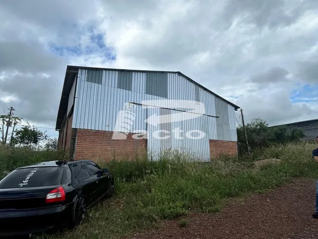 Imagem: BARRACAO COM 375M2