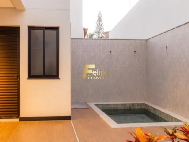 Imagem 8: BELÍSSIMA CASA DUPLEX COM 03 SUÍTES, EXCELENTE ESPAÇO INTERNO, À VENDA NO BAIRRO SÃO