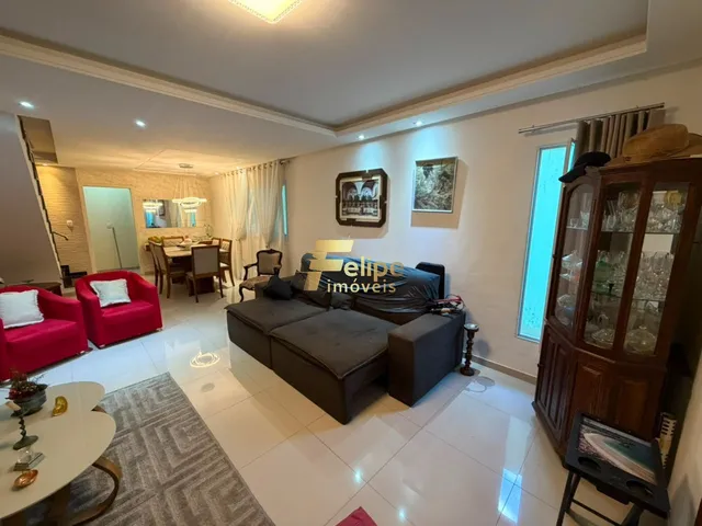 Imagem 6: LINDA ESPAÇOSA E ACONCHEGANTE CASA COM 03 SUÍTES, ÁREA GORMET E PISCINA, À VENDA NA