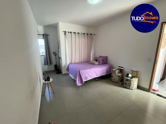 Imagem 2: Casa em Condomínio de Luxo em Brasília-DF, 3 Quartos, 3 Suítes, 2 Banheiros, 2 Vagas