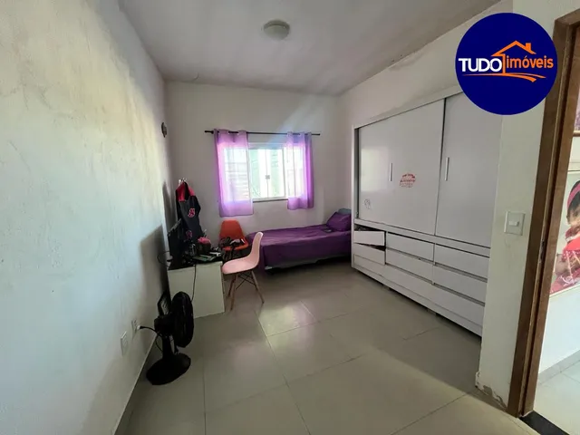 Imagem 4: Casa em Condomínio de Luxo em Brasília-DF, 3 Quartos, 3 Suítes, 2 Banheiros, 2 Vagas