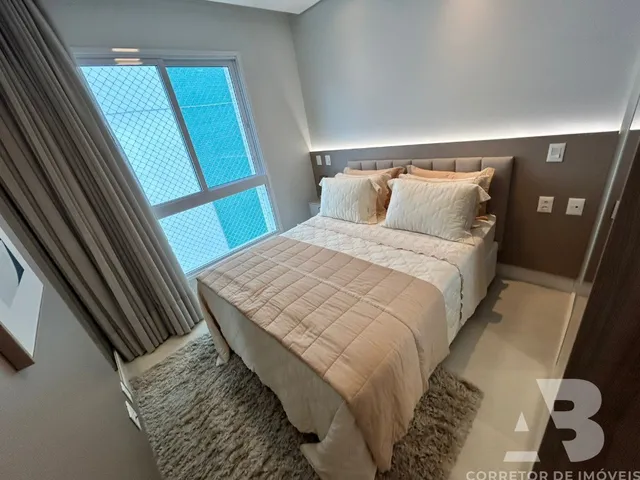 Imagem 16: Aluguel de Luxuoso Apartamento de 4 Quartos no Centro de Balneário Camboriú - 132 m²