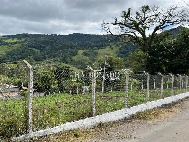 Imagem 10: Terreno de Chácara à Venda em Extrema MG com 2.000m² Alambrada e ótima Topografi
