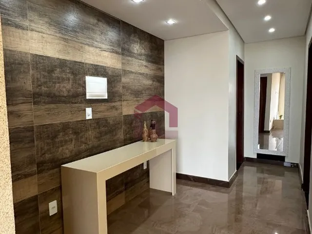Imagem 5: ARNIQUEIRA - 5 QUARTOS - 3 SUÍTES - REFORMADA - ALTO PADRÃO - CONDOMÍNIO FECHADO