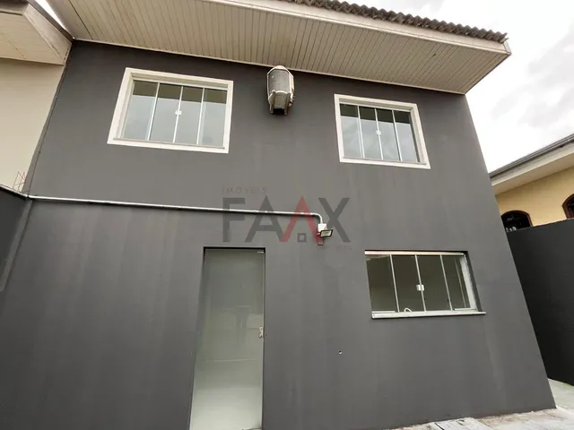 Imagem 2: Excelente Sobrado com Suíte e Sacada no Bairro Santa Cruz