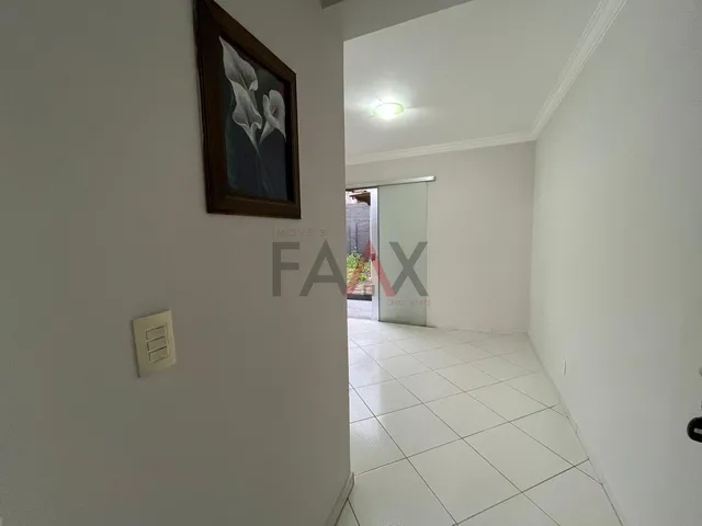 Imagem 5: Excelente Sobrado com Suíte e Sacada no Bairro Santa Cruz