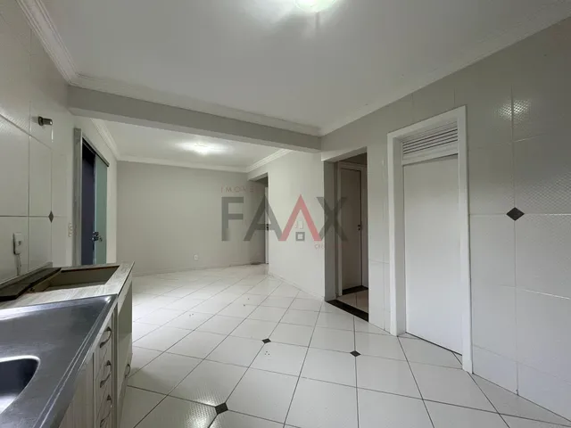 Imagem 11: Excelente Sobrado com Suíte e Sacada no Bairro Santa Cruz
