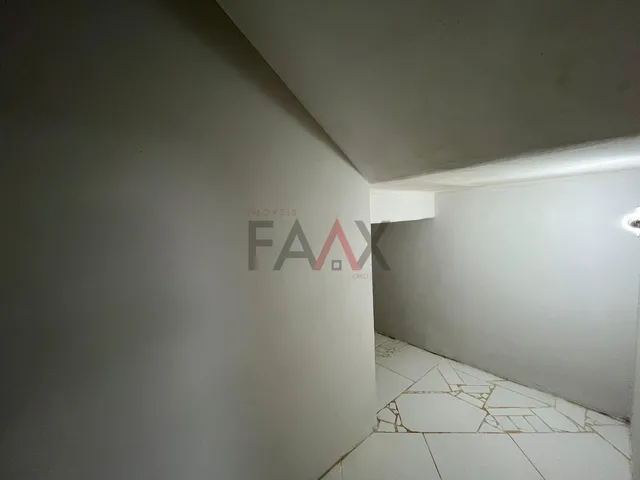 Imagem 7: Excelente Sobrado com Suíte e Sacada no Bairro Santa Cruz