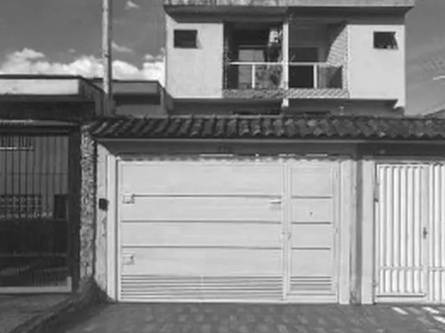 Imagem: A casa possui 3 Dormitórios, 2 Banheiros, 2 Vagas na