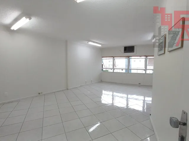 Imagem 4: Sala comercial à venda no bairro Centro - Florianópolis/SC