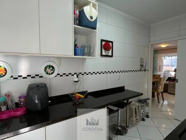 Imagem 5: Apartamento à venda no Centro de Balneário Camboriú-SC: 1 quarto, 1 suíte, 2 salas, 2