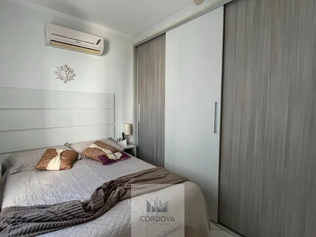 Imagem 2: Apartamento à venda no Centro de Balneário Camboriú-SC: 1 quarto, 1 suíte, 2 salas, 2