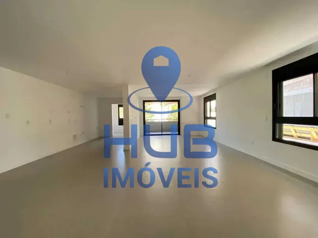 Imagem 8: Sendo 4 Suítes e 3 Vagas de Garagem - Jurerê/Sc