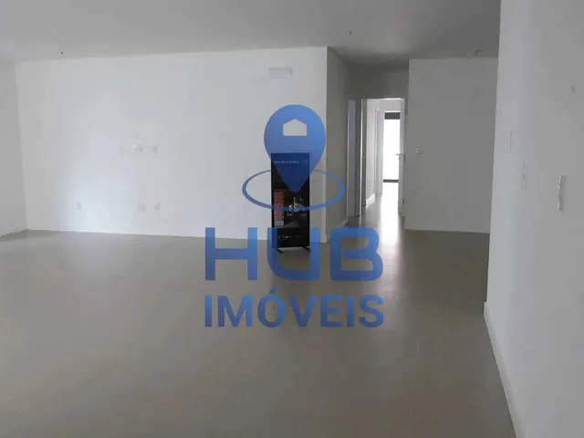 Imagem 14: Sendo 4 Suítes e 3 Vagas de Garagem - Jurerê/Sc