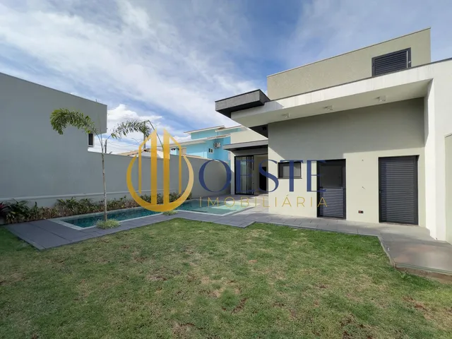 Imagem 5: Casa de alto padrão com 4 suítes na Região do Lago, CASCAVEL - PR