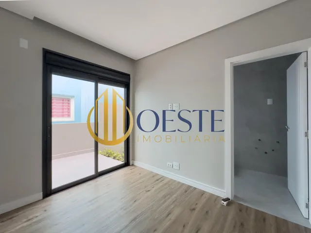 Imagem 10: Casa de alto padrão com 4 suítes na Região do Lago, CASCAVEL - PR