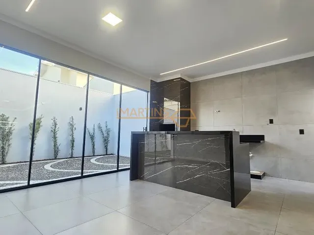 Imagem 3: Casa à venda no bairro GranVille - Araguari/MG