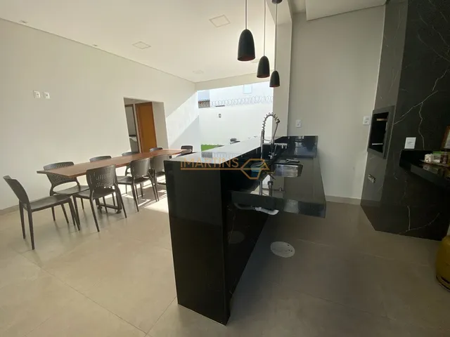 Imagem 7: Casa à venda no bairro GranVille - Araguari/MG
