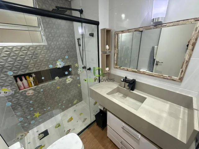Imagem 2: Apartamento Semi Mobiliado de 113m² com Vista Mar parcial e Lazer Completo em Praia