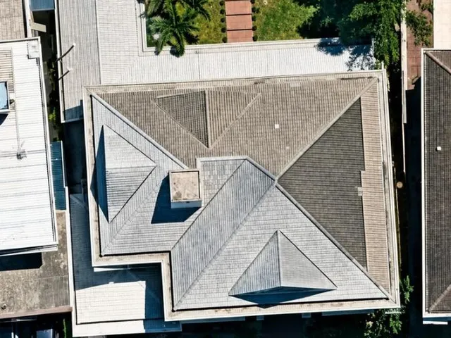 Imagem: L1/08 -LEILÃO DE CASA TRIPLEX 5 QUARTOS