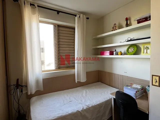 Imagem 2: Apartamento à Venda com 3 Quartos e Planejados em Londrina