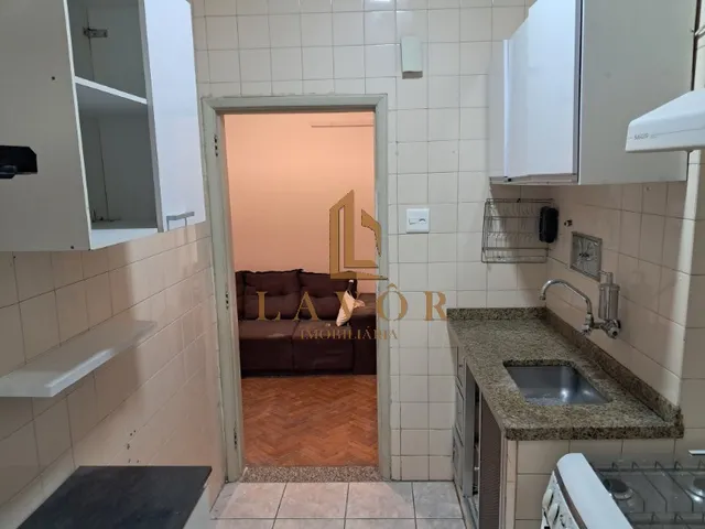 Imagem 5: Apartamento, venda, Maracanã, transformado em 2 quartos com dependência R$260.000