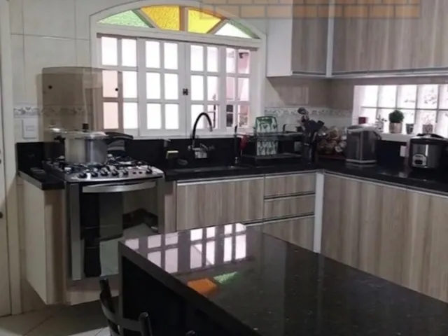 Imagem: Casa à venda em Taboão da Serra-SP, Parque