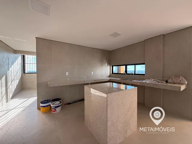 Imagem 2: APARTAMENTO NOVO A VENDA AREA UTIL 177 M²