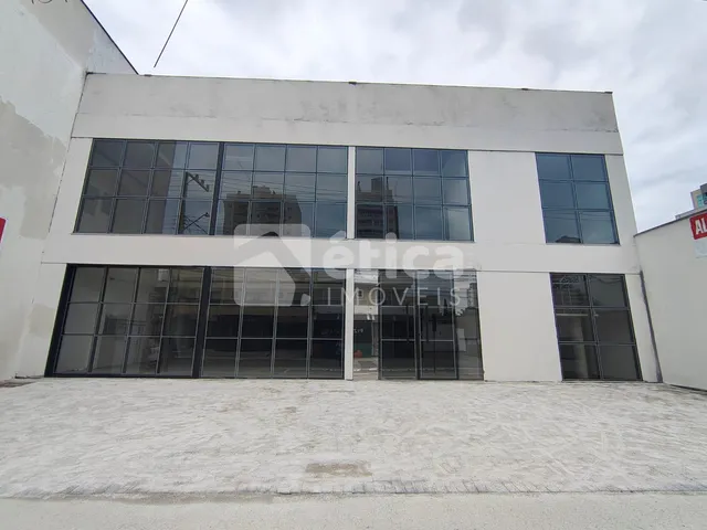 Imagem: Prédio Comercial com 790m2 localizado próximo