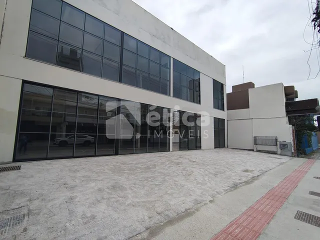 Imagem 2: Prédio Comercial com 790m2 localizado próximo a Prefeitura, Itajaí