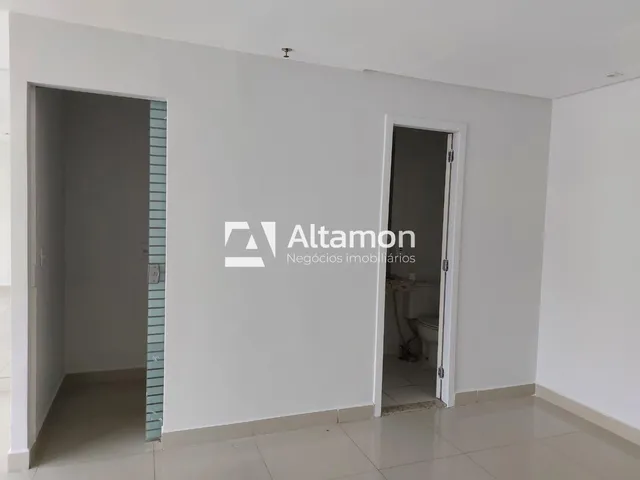 Imagem 2: Sala Comercial com 34,72 mts, banheiro e copa, ar condicionado. Uma vaga