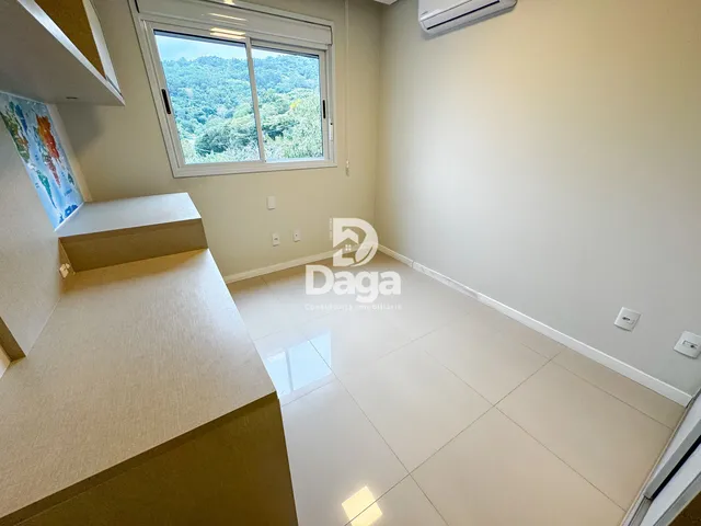 Imagem 9: Apartamento no Córrego Grande - 2 dormitórios, sendo 1 suite - Florianópolis/SC