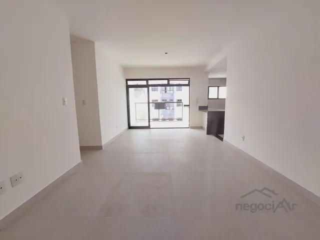 Imagem 3: BOM PASTOR - Apartamento amplo em prédio pequeno e com a penas uma unidade por andar!!