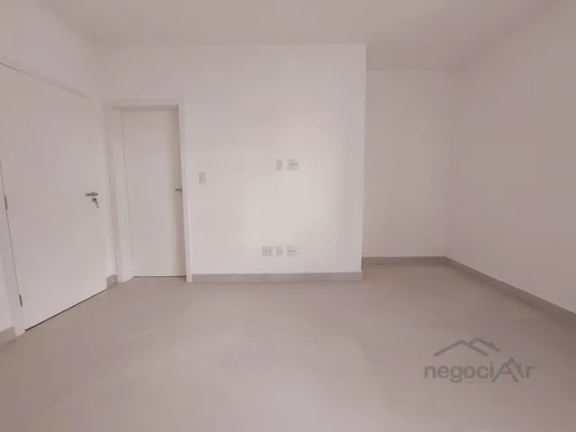 Imagem 6: BOM PASTOR - Apartamento amplo em prédio pequeno e com a penas uma unidade por andar!!