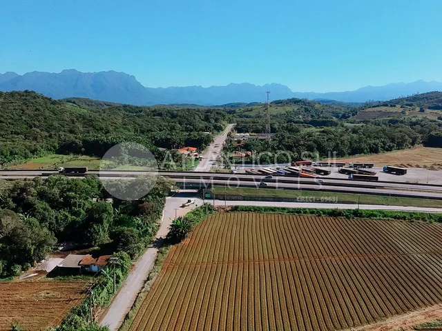 Imagem 6: Àrea logística exclusiva às margens da BR-277 Rio Sagrado/Morretes