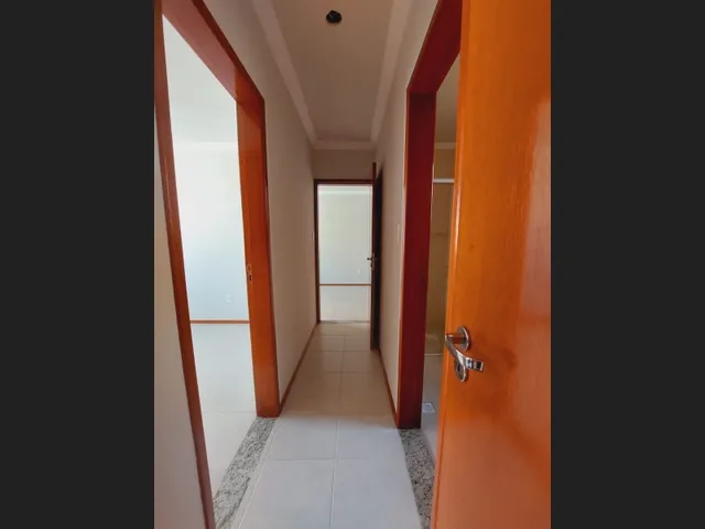 Imagem 8: Centro - Apartamento de frente com 2 quartos e garagem