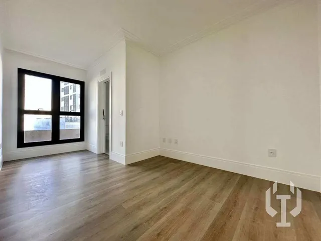 Imagem 12: ST. CLAIR RESIDENCE – APARTAMENTO DIFERENCIADO COM 458m² PRIVATIVOS E PISCINA EXCLUSIVA