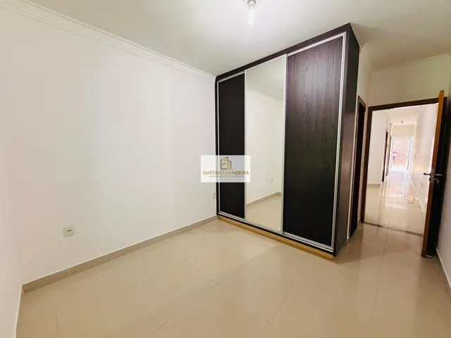 Imagem 8: Casa à venda no bairro Jardim Presidente - Goiânia/GO