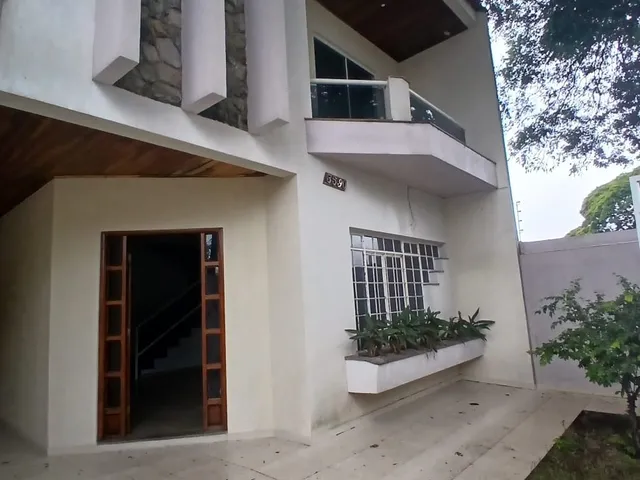 Imagem 4: CASA - UMUARAMA Casa com 4 dormitórios