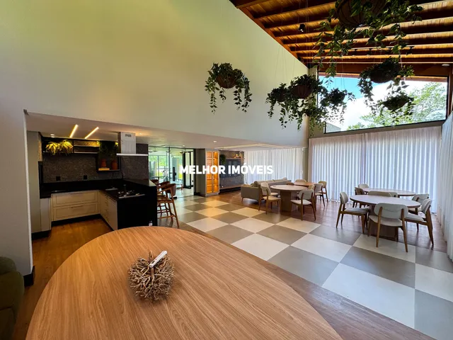 Imagem 6: Casa em condomínio fechado á venda, mobiliada com 3 suítes e 4 vagas localizada em