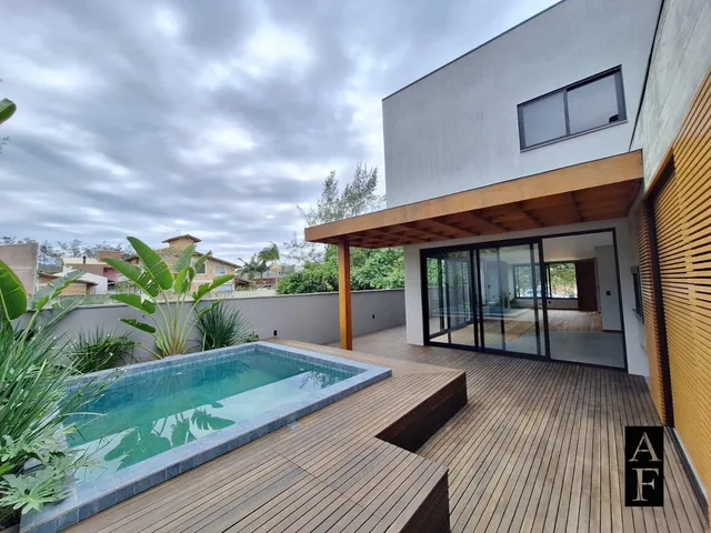 Imagem 8: Casa Alto Padrão com 3 Suítes em Bairro Panorâmico